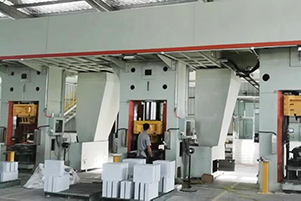 伺服螺旋压力机 伺服螺旋压力机